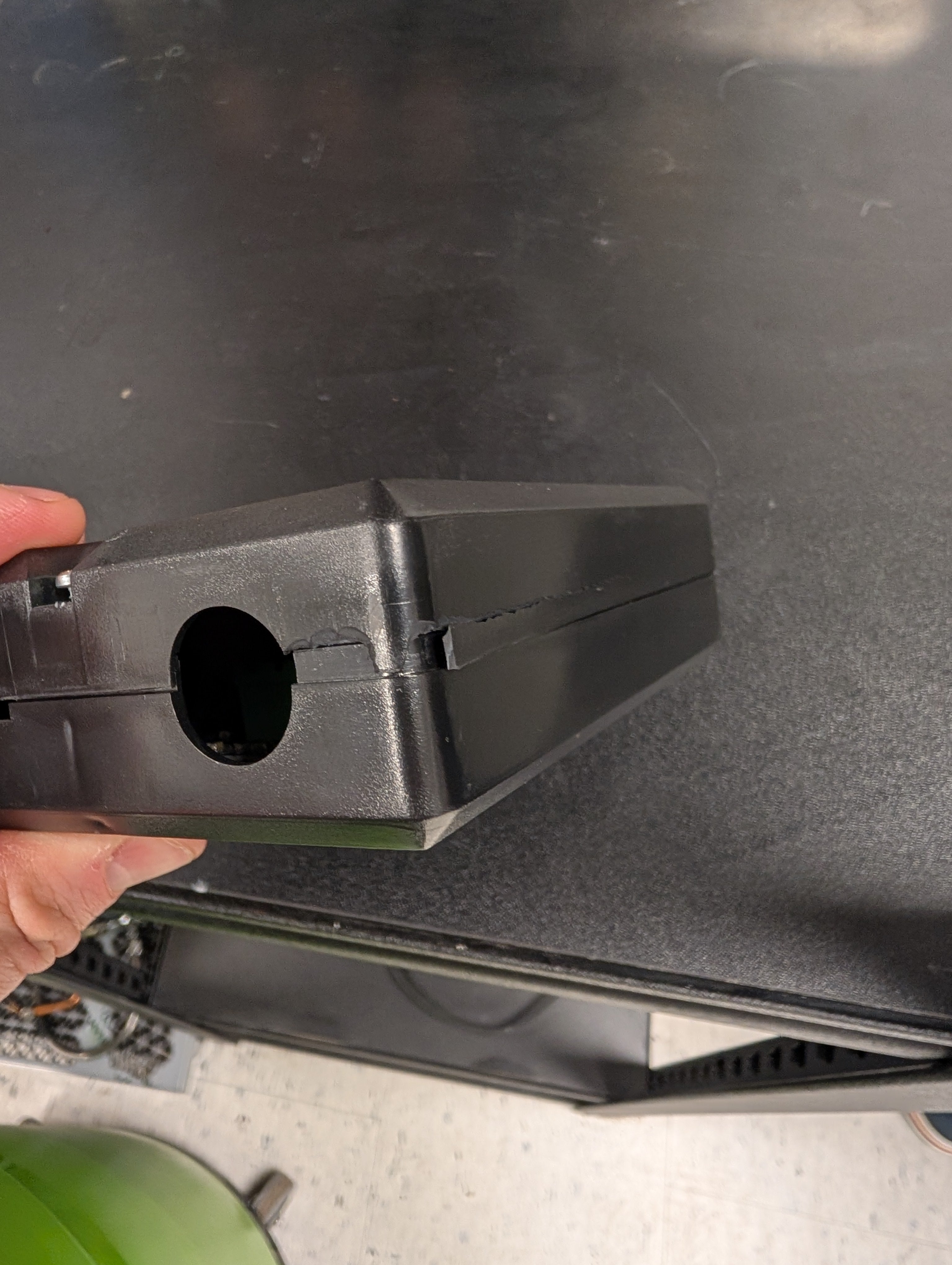 (COSMETIC DAMAGE) Rocket R58 Controller